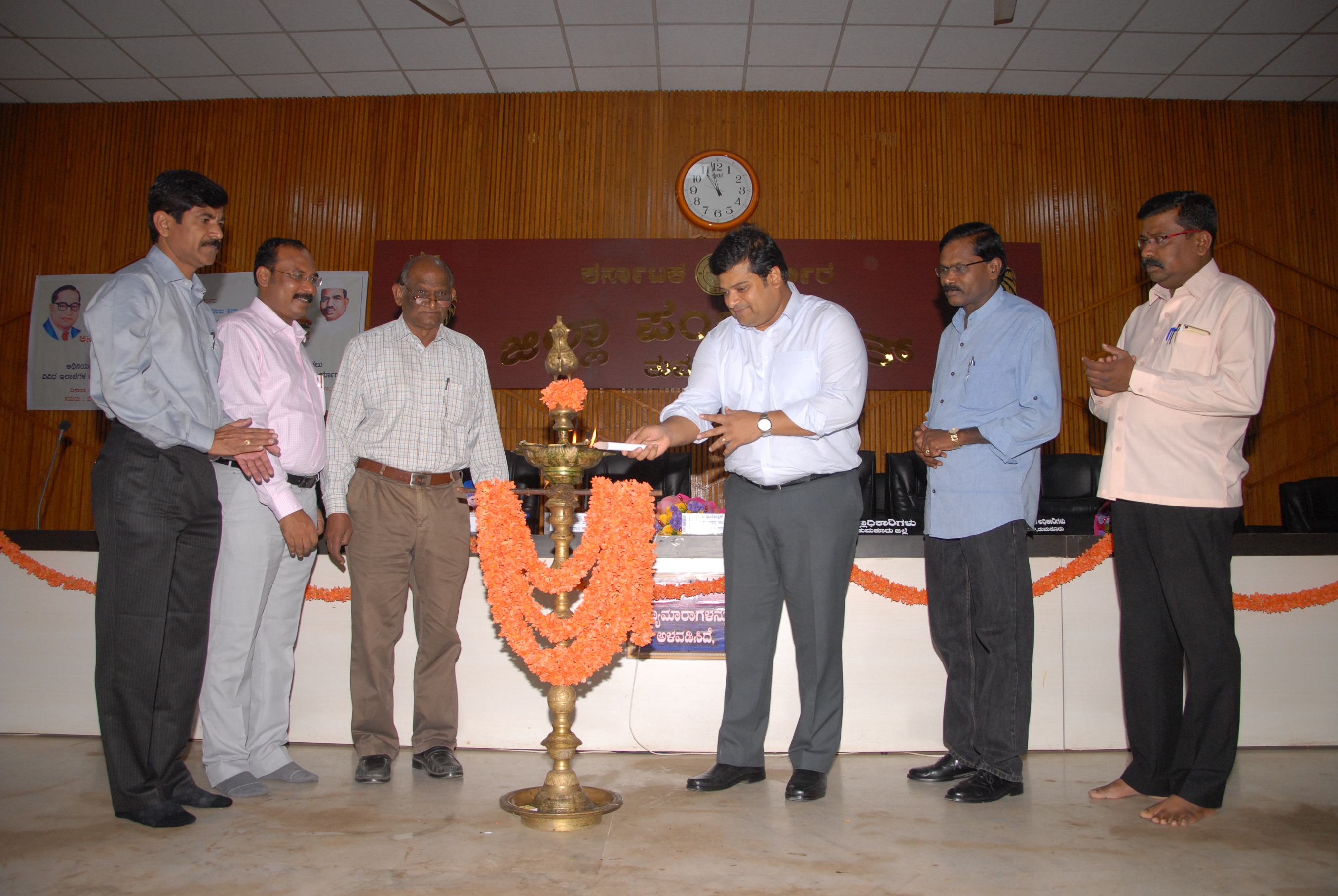 ಎಸ್‌ಸಿಪಿ/ಟಿಎಸ್‌ಪಿ ಅನುದಾನವನ್ನು ಕಾಲಮಿತಿಯಲ್ಲಿ ಬಳಸಿ: ಈ.ವೆಂಕಟಯ್ಯ