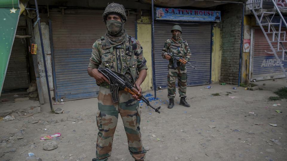 ಕಾಶ್ಮೀರದಲ್ಲಿ ಕೆಲವು ಯೋಧರ ವರ್ತನೆ ವೃತ್ತಿಪರವಾಗಿಲ್ಲ: ಲೆ.ಜ. ಸಂಧು