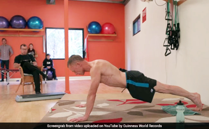 ಗಿನ್ನೆಸ್ ವಿಶ್ವದಾಖಲೆ ನಿರ್ಮಿಸಿದ 52 ವರ್ಷದ ವ್ಯಕ್ತಿ 1 ಗಂಟೆಯಲ್ಲಿ ತೆಗೆದ ಪುಶ್ ಅಪ್ ಗಳೆಷ್ಟು ಗೊತ್ತೇ?