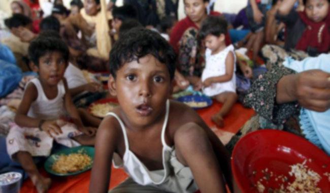 ರೊಹಿಂಗ್ಯ ಮುಸ್ಲಿಮ್ ಪ್ರದೇಶಗಳಲ್ಲಿ ಹಸಿವಿನಿಂದ ಕಂಗೆಟ್ಟ ಜನರು
