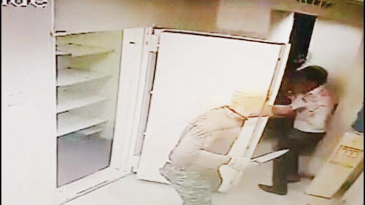 ದುಬೈಯ ಜ್ಯುವೆಲ್ಲರಿಯಲ್ಲಿ ಭಾರೀ ದರೋಡೆ: 48 ಗಂಟೆಯೊಳಗೆ ಆರೋಪಿಗಳ ಬಂಧನ