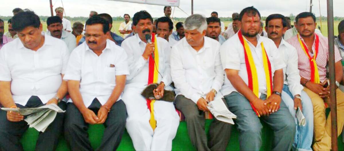 ಸಿ.ಎಸ್.ಪುಟ್ಟರಾಜು, ಕೆ.ಟಿ.ಶ್ರೀಕಂಠೇಗೌಡ, ಅಪ್ಪಾಜಿಗೌಡ ಬೆಂಬಲ