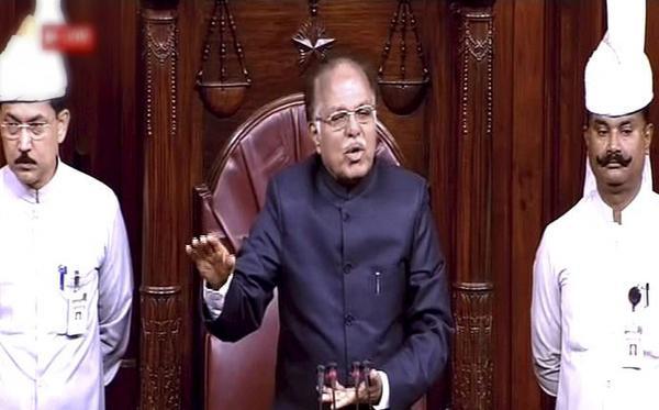 ವಿಮಾನ ಪ್ರಯಾಣಿಕರಿಗೆ ನಿಷೇಧ ಹೇರಲು ಸಾಧ್ಯವಿಲ್ಲ: ಪಿ.ಜೆ. ಕುರಿಯನ್