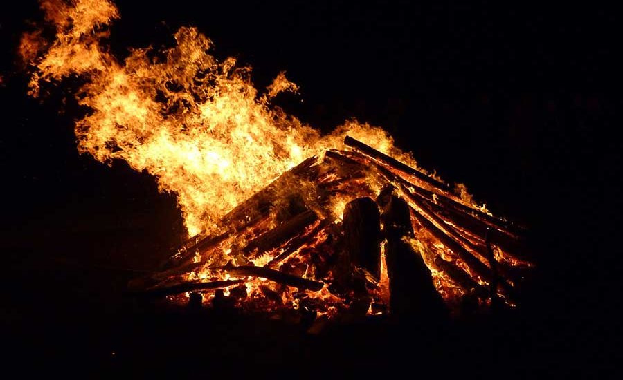 ಹಿಂದೂ ವ್ಯಕ್ತಿಯ ಅಂತ್ಯಸಂಸ್ಕಾರಕ್ಕೆ ನೆರವಾದ ಮುಸ್ಲಿಮರು