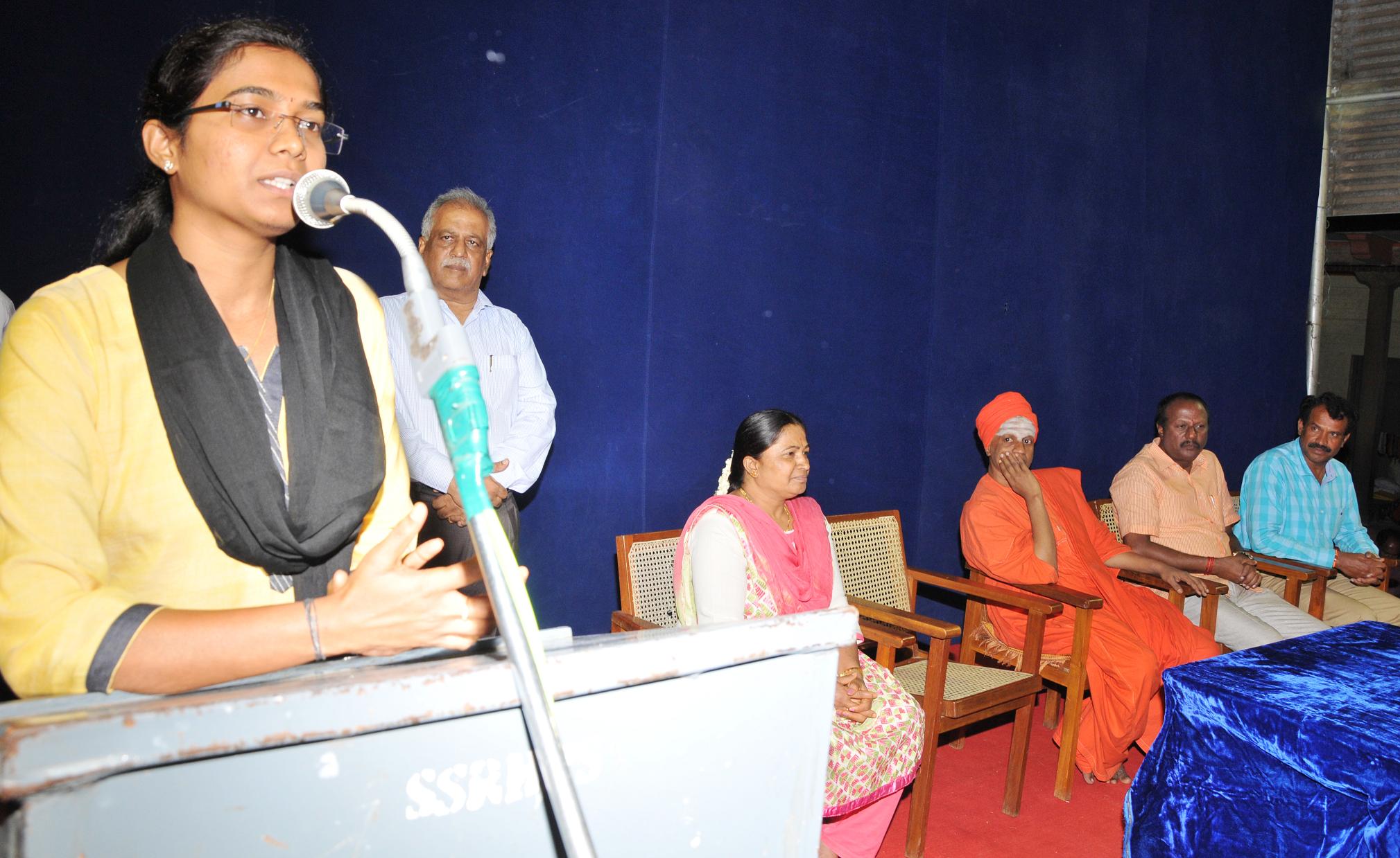 ಸಮಾಜದ ಋಣ ತೀರಿಸುವ ಕೆಲಸ ಆಗಬೇಕಿದೆ: ಕೆ.ಆರ್.ನಂದಿನಿ