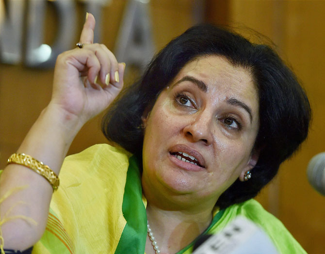 ‘ಇಂದು ಸರ್ಕಾರ್’ಗೆ ತಡೆಯಾಜ್ಞೆ ಕೋರಿ  ಹೈಕೋರ್ಟ್ ಮೆಟ್ಟಿಲೇರಿದ ಸಂಜಯ್ ‘ಪುತ್ರಿ’