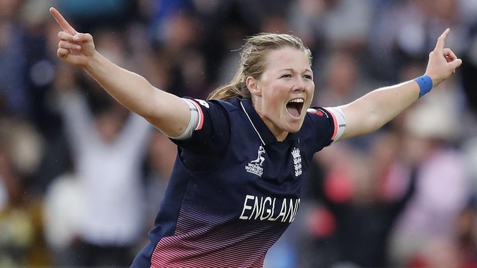 ಶ್ರುಬ್ಸೋಲ್ ಇಂಗ್ಲೆಂಡ್‌ನ ಗೆಲುವಿನ ರೂವಾರಿ