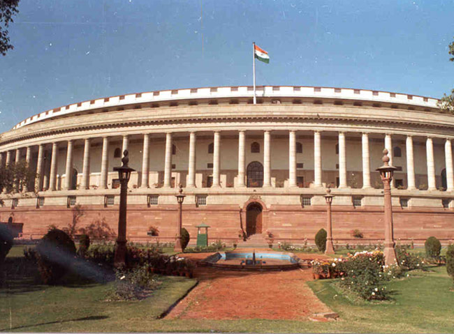 ಗೋರಕ್ಷಣೆ ನೆಪದಲ್ಲಿ ಹಿಂಸೆಯ ವಿರುದ್ಧ ಪ್ರತಿಪಕ್ಷಗಳಿಂದ ಲೋಕಸಭೆಯಲ್ಲಿ ಘೋಷಣೆ