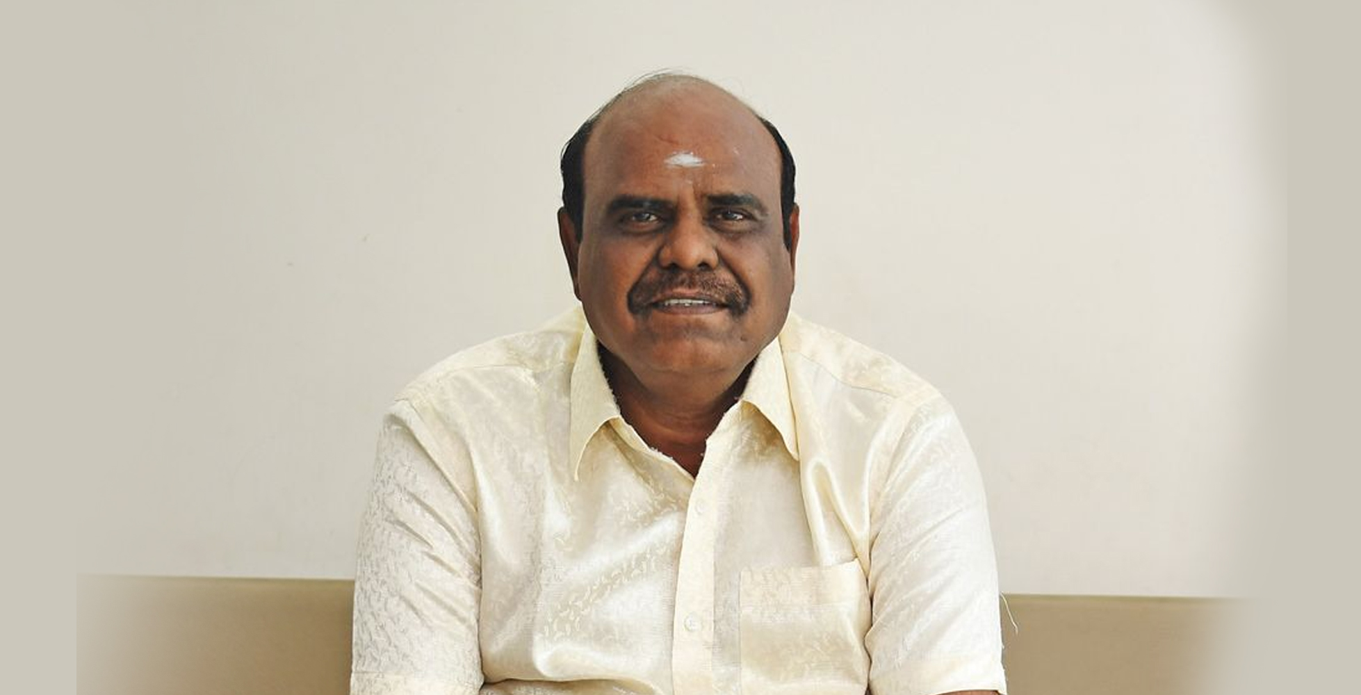 ಶಿಕ್ಷೆ ಕಡಿತಗೊಳಿಸುವಂತೆ ರಾಷ್ಟ್ರಪತಿಯನ್ನು  ಕೋರಿದ ನ್ಯಾಯಮೂರ್ತಿ ಕರ್ಣನ್