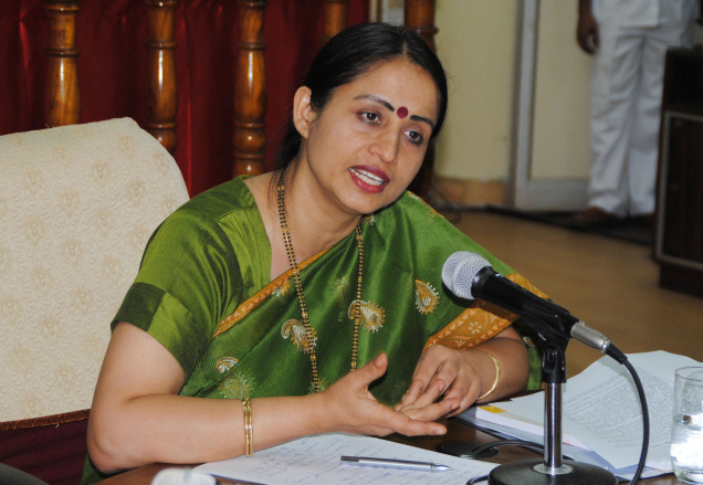 ಶಾಲಿನಿ ರಜನೀಶ್ ವಿರುದ್ಧ ವಿಚಾರವಾದಿ ನರೇಂದ್ರ ನಾಯ್ಕ ದೂರು