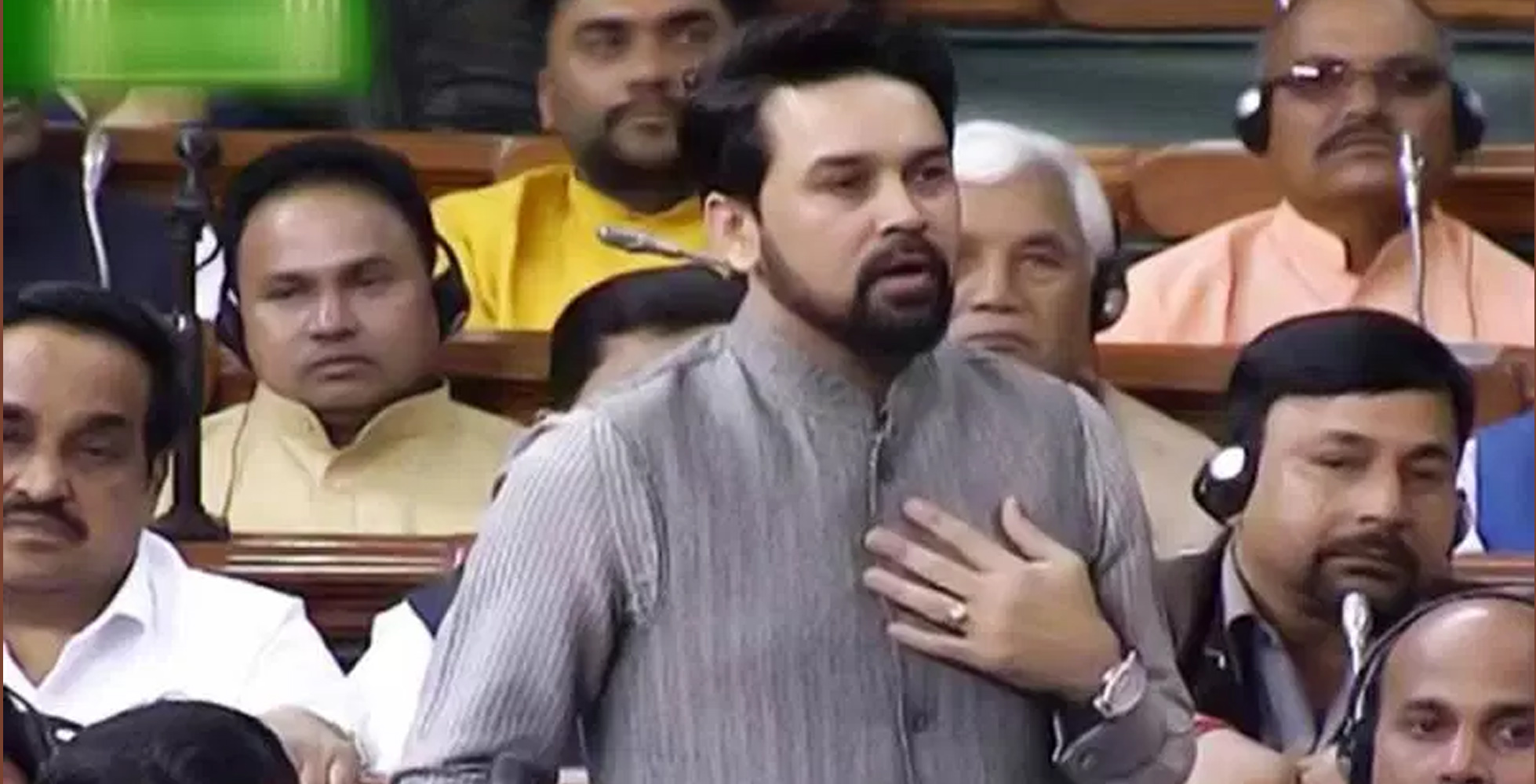 ಸಂಸತ್ತಿನಲ್ಲಿ ಮೊಬೈಲ್ ಫೋನ್ ಬಳಕೆ: ಕ್ಷಮೆ ಯಾಚಿಸಿದ ಅನುರಾಗ್ ಠಾಕೂರ್