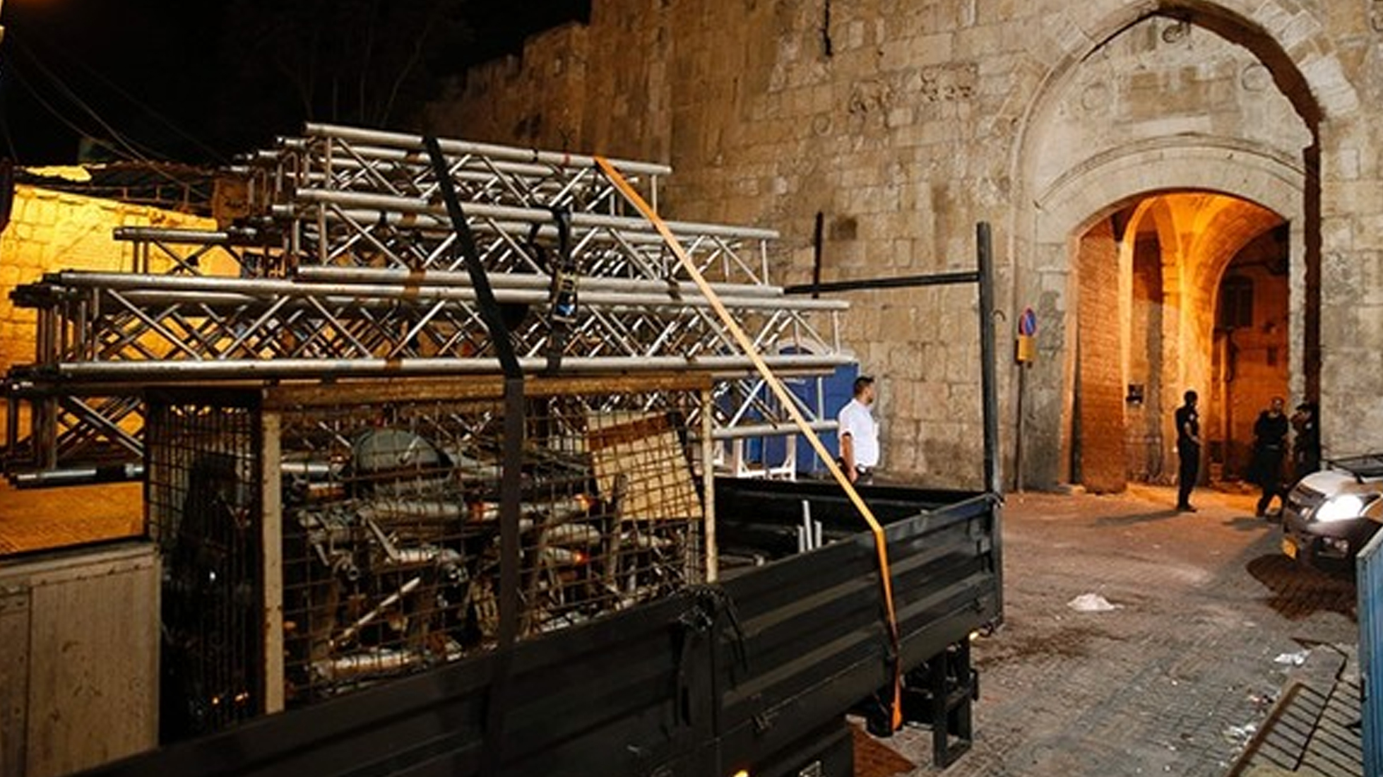 ಲೋಹಶೋಧಕಗಳ ತೆರವು: ವಿಜಯದ ನಗೆ ಬೀರಿದ ಫೆಲೆಸ್ತೀನೀಯರು