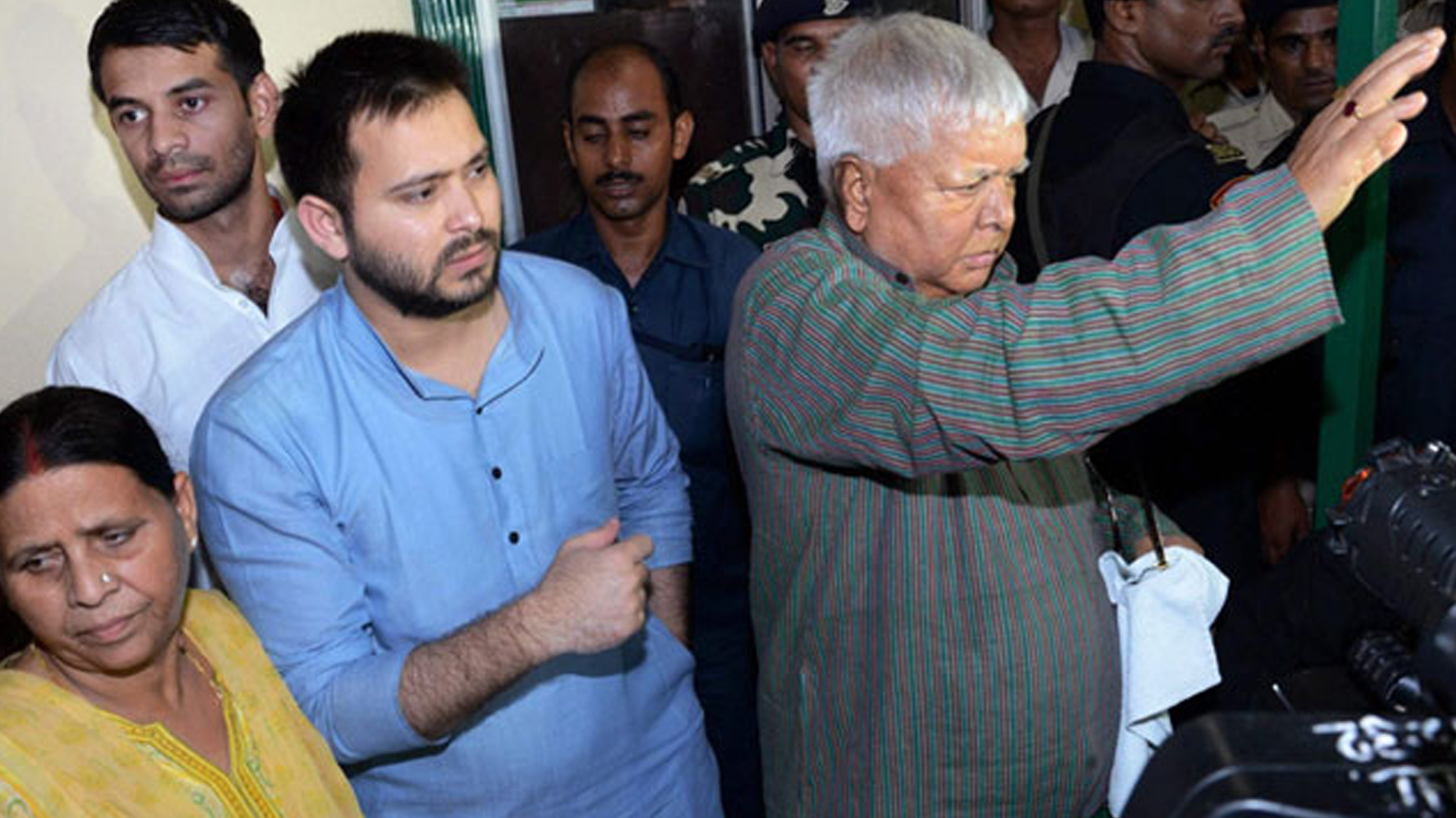 ಲಾಲು ಪ್ರಸಾದ್,ಕುಟುಂಬದ ವಿರುದ್ಧ ಹಣಚಲುವೆ ಪ್ರಕರಣ ದಾಖಲು