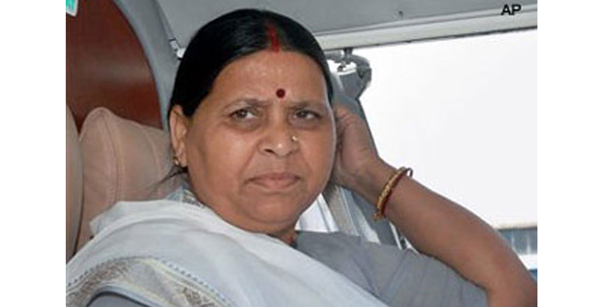 ಹಠಾತ್  ನಿತೀಶ್ ಘರ್ ವಾಪ್ಸಿ ಹಿಂದಿನ ವಾಸ್ತವವೇನು ?