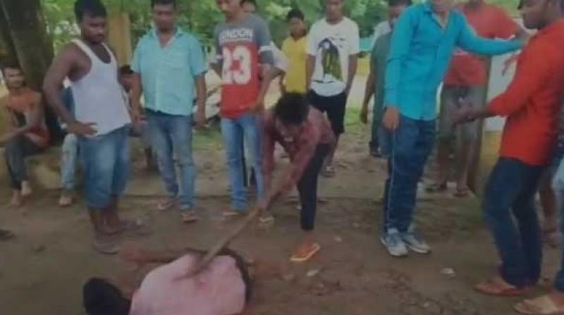 ಅನುಮತಿ ಪತ್ರದೊಂದಿಗೆ ಜಾನುವಾರು ಸಾಗಾಟ ಮಾಡುತ್ತಿದ್ದ ವ್ಯಕ್ತಿಯ ಮೇಲೆ ದಾಳಿ ನಡೆಸಿದ ಗೋರಕ್ಷಕರು