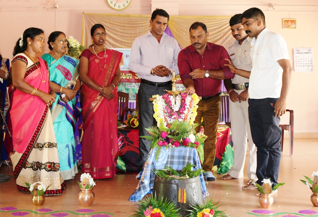ಅಸೈಗೋಳಿಯಲ್ಲಿ ಆಟಿದ ಗಮ್ಮತ್ ಕಾರ್ಯಕ್ರಮ