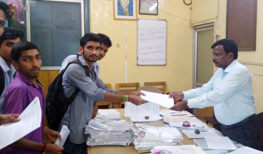 ವೈದ್ಯಕೀಯ ಶಿಕ್ಷಣದ ಶುಲ್ಕ ಏರಿಕೆಗೆ ವಿರೋಧ: ಮನವಿ