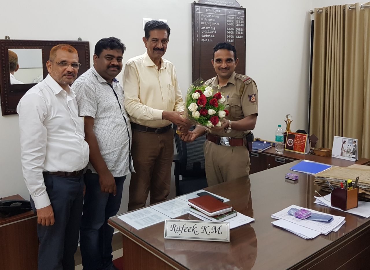 ಪಣಂಬೂರು ಠಾಣಾ ಇನ್ಸ್ ಪೆಕ್ಟರ್ ರಫೀಕ್ ರಿಗೆ ಅಭಿನಂದನೆ