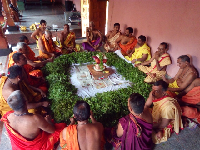 ಲೋಕ ಕಲ್ಯಾಣಕ್ಕಾಗಿ ಲಕ್ಷ ತುಳಸಿ ಅರ್ಚನೆ