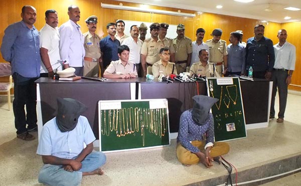 ಕಳ್ಳತನ ಪ್ರಕರಣಗಳನ್ನು ಭೇದಿಸಿದ ಪೊಲೀಸರು : 16 ಲಕ್ಷ ಮೌಲ್ಯದ ಚಿನ್ನಾಭರಣ ವಶ