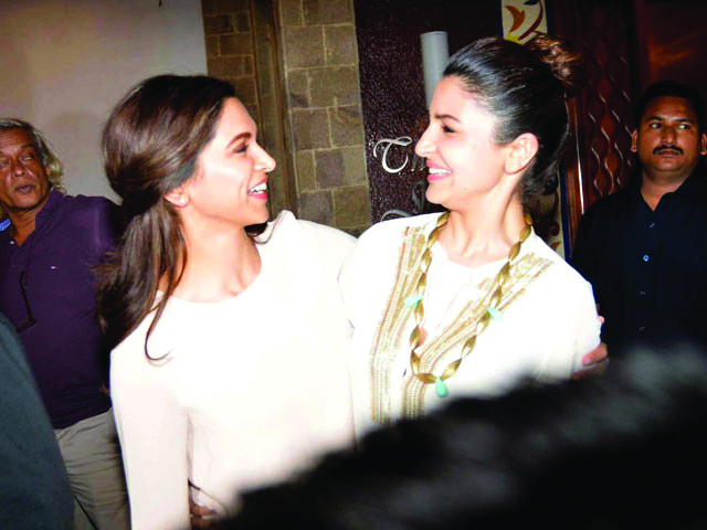 ಮುಂದಿನ ವರ್ಷ ದೀಪಿಕಾ- ಅನುಷ್ಕಾ ಬಾಕ್ಸ್ಆಫೀಸ್ ಸಮರ