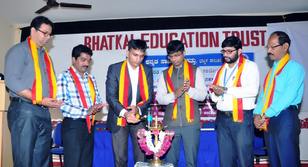 ನಾಗರಿಕ ಸೇವಾಕಾಂಕ್ಷಿ ವಿದ್ಯಾರ್ಥಿಗಳಿಗೆ ಮಾರ್ಗದರ್ಶನ, ಸಂವಾದ ಕಾರ್ಯಕ್ರಮ