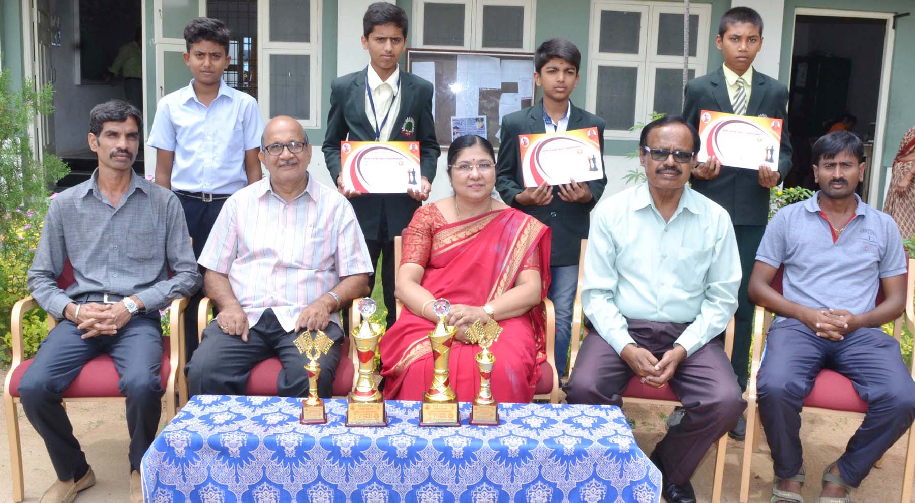 ಮಾಂಡವ್ಯ ಶಿಕ್ಷಣ ಸಮೂಹ ಸಂಸ್ಥೆಗೆ ಸಮಗ್ರ ಪ್ರಶಸ್ತಿ