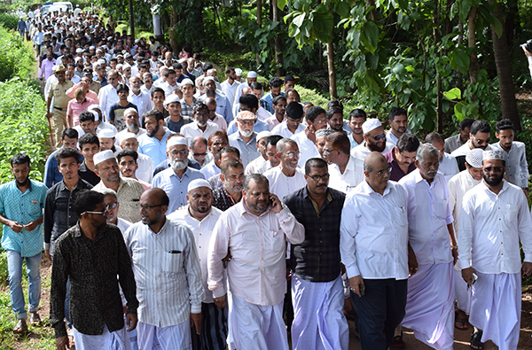 ಭಟ್ಕಳ: ಬೈಪಾಸ್ ನಿರ್ಮಾಣಕ್ಕೆ ಆಗ್ರಹಿಸಿ ವಿವಿಧ ಸಂಘಟನೆಗಳಿಂದ ರ‍್ಯಾಲಿ