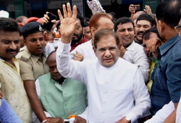 ನಾಳೆ ‘ಪರಂಪರೆ ರಕ್ಷಿಸಿ’ ಕಾರ್ಯಕ್ರಮ: ಶರದ್ ಯಾದವ್ ಶಕ್ತಿಪ್ರದರ್ಶನಕ್ಕೆ ವೇದಿಕೆ ಸಜ್ಜು