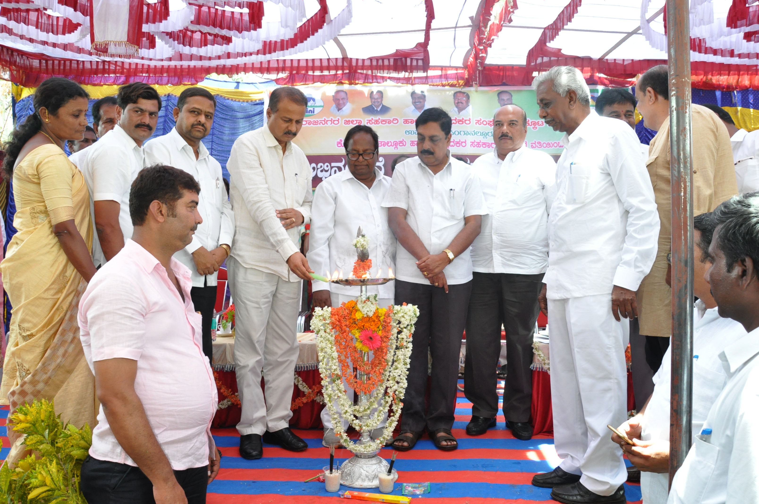 ನೂತನ ಚಾಮುಲ್ ಗೆ ಆಯ್ಕೆ: ಒಕ್ಕೂಟದ ಪಧಾದಿಕಾರಿಗಳಿಗೆ  ಅಭಿನಂದನೆ