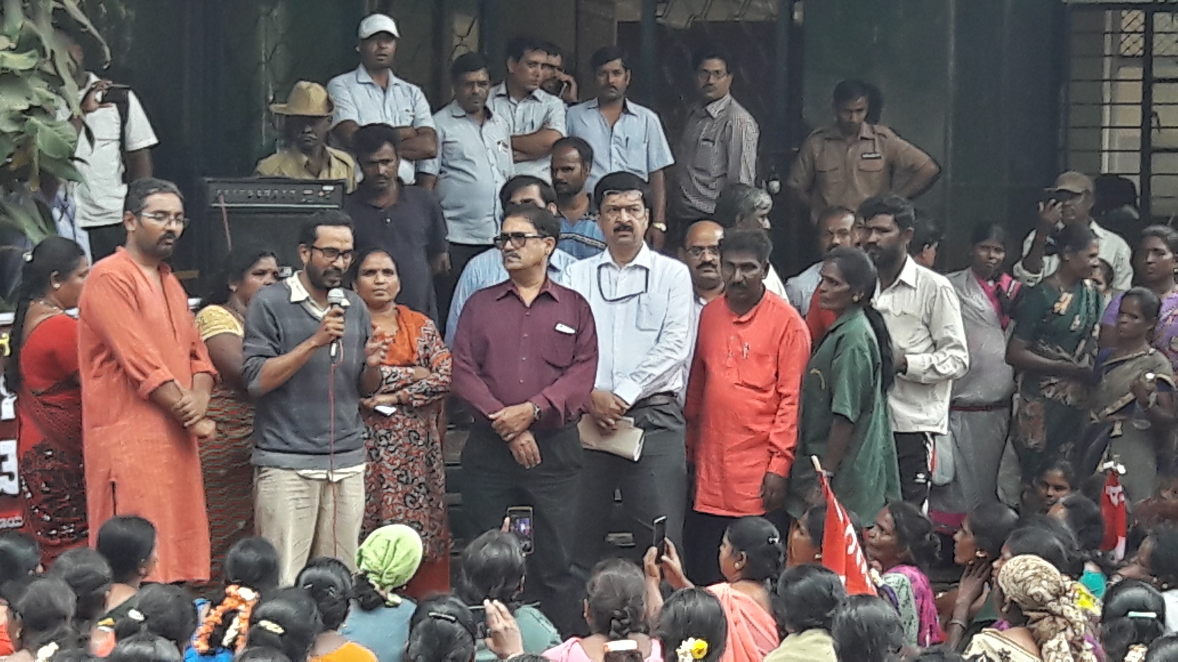 ರಾಜ್ಯದ ಎಲ್ಲ ಗುತ್ತಿಗೆ ಪೌರಕಾರ್ಮಿಕರ ಖಾಯಮಾತಿಗೆ ಒತ್ತಾಯ