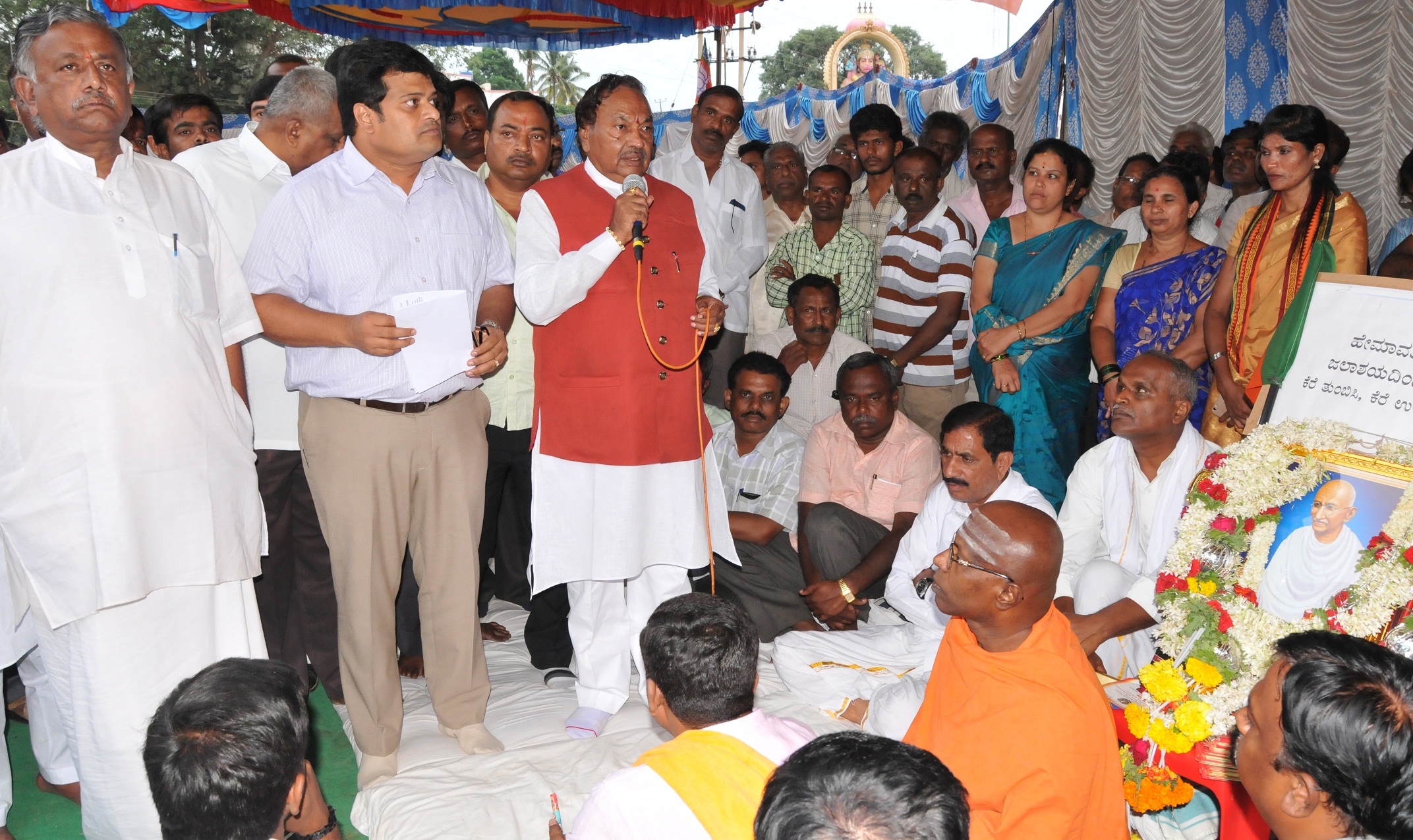 ಈಶ್ವರಪ್ಪ ಭೇಟಿ ನಂತರ ಉಪವಾಸ ಕೈಬಿಟ್ಟ ಸೊಗಡು ಶಿವಣ್ಣ