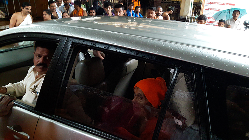 ಪೇಜಾವರ ಸ್ವಾಮೀಜಿಗೆ ಯಶಸ್ವಿ ಶಸ್ತ್ರಚಿಕಿತ್ಸೆ