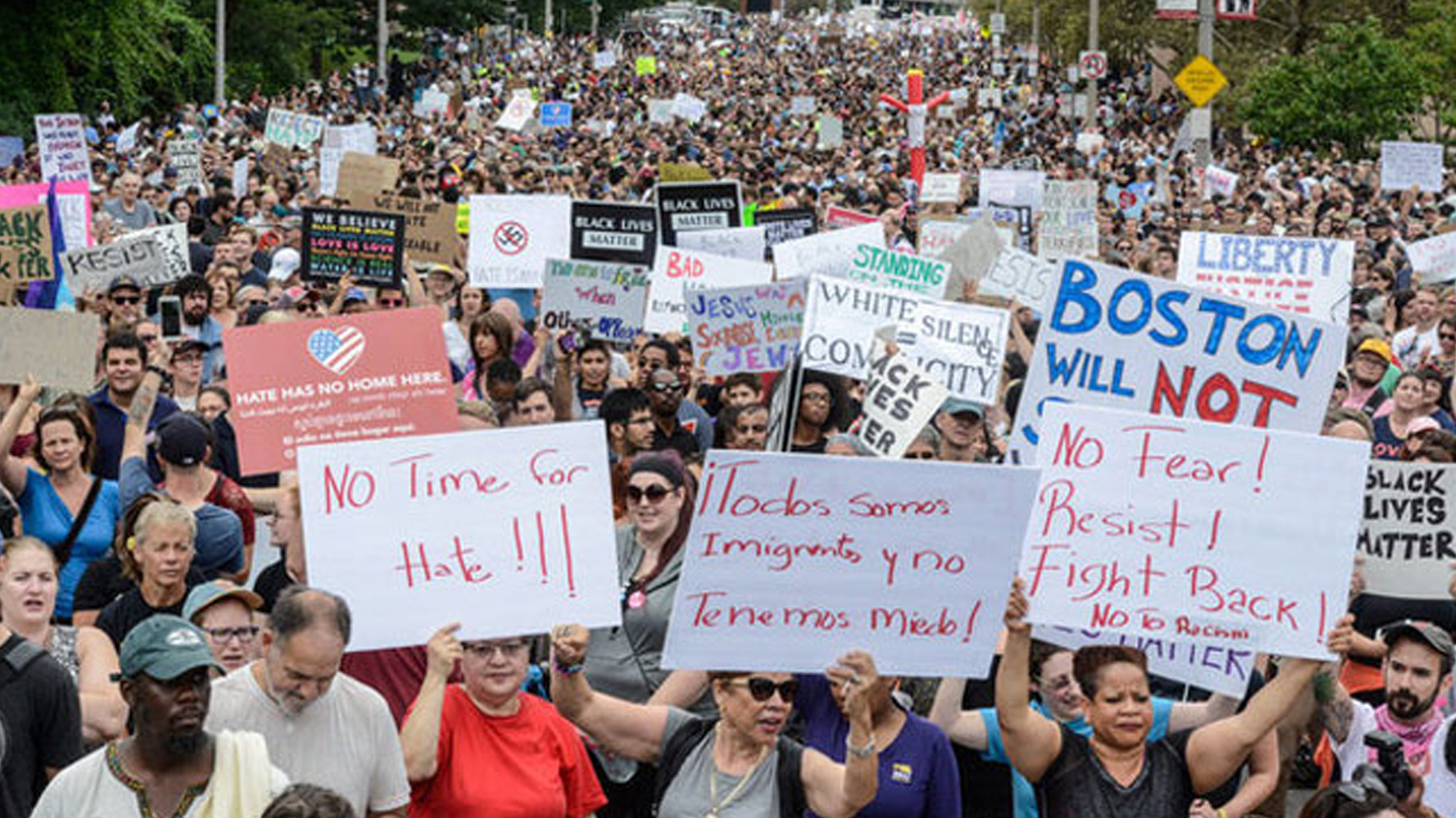 ಬಾಸ್ಟನ್: ದ್ವೇಷ ಭಾಷಣದ ವಿರುದ್ಧ ಬೀದಿಗಿಳಿದ ಸಾವಿರಾರು ಜನ