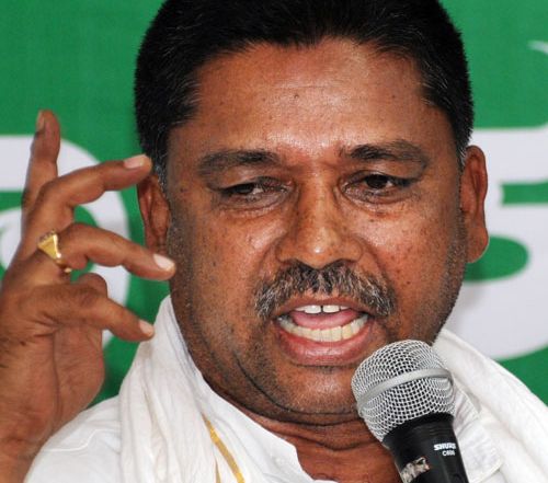 ಸಿಐಡಿ ತನಿಖೆಗೆ ಆದೇಶಿಸಿದ್ದ ಸದಾನಂದಗೌಡ: ವಿ.ಎಸ್.ಉಗ್ರಪ್ಪ