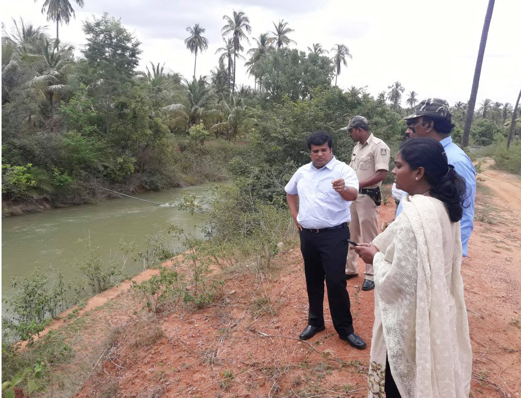ಜಿಲ್ಲಾಧಿಕಾರಿಗಳಿಂದ ಹೇಮಾವತಿ ನಾಲೆ ಪರಿಶೀಲನೆ