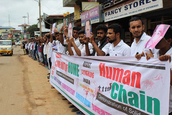 ಸಿದ್ದಾಪುರ : ಭಾರತದ ಗುಂಪು ಹಿಂಸಾ ಹತ್ಯೆಯ ವಿರುದ್ಧ ಬೃಹತ್ ಮಾನವ ಸರಪಳಿ