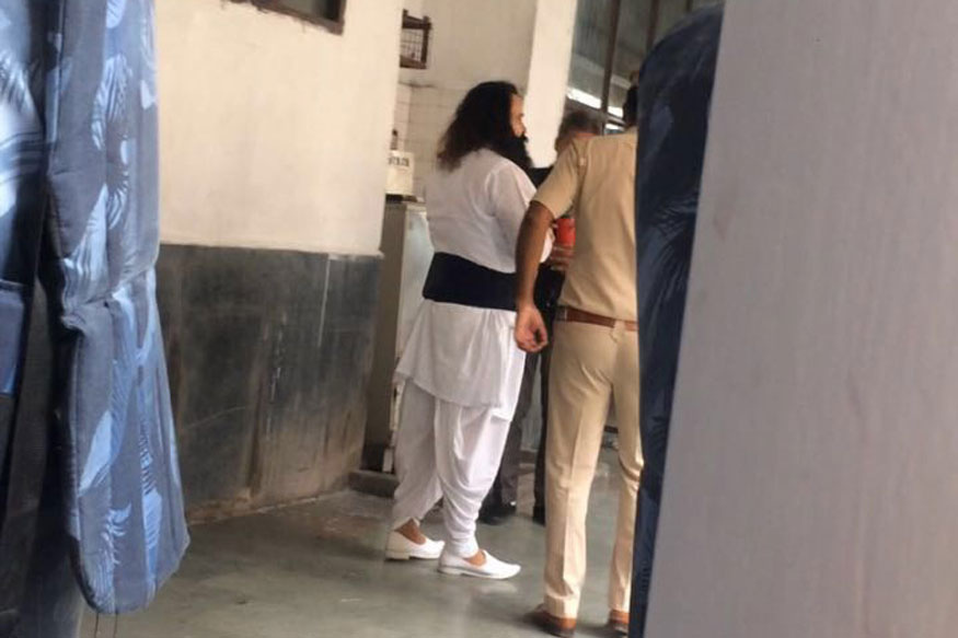 ಗುರ್ಮಿತ್ ಸಿಂಗ್‌ಗೆ ಹರಿಯಾಣದ ಬಿಜೆಪಿ ಮಂತ್ರಿಗಳು 1.12 ಕೋಟಿ ರೂ. ಉಡುಗೊರೆ ಕೊಟ್ಟಿದ್ದರು !