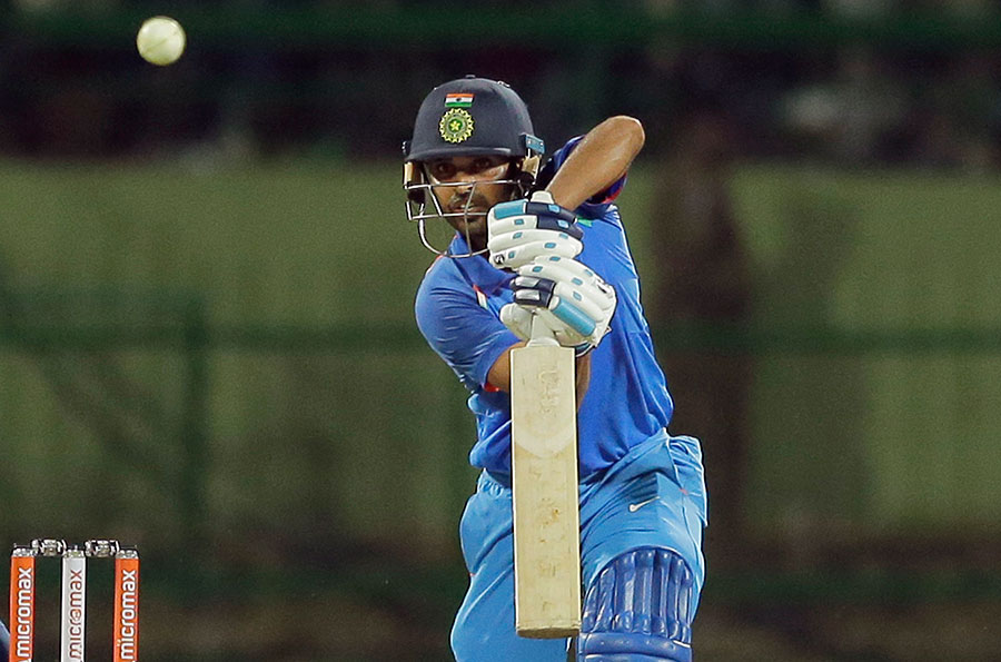 ಧೋನಿ-ಭುವಿಯ ಚೌತಿ ಉಡುಗೊರೆ