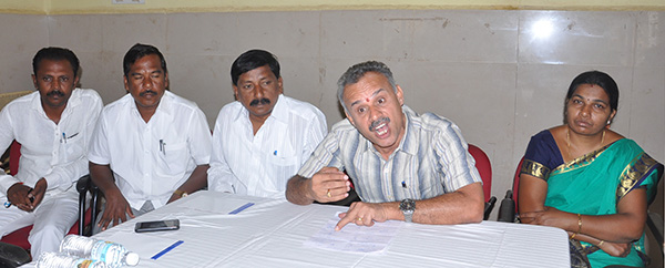 ಗ್ರಾಮಾಂತರ ಭಾಗಕ್ಕೆ ನೀರು ಹರಿಸದಿದ್ದರೆ ಡಿ.ಸಿ.ಕಚೇರಿಗೆ ಮುತ್ತಿಗೆ: ಶಾಸಕ ಬಿ.ಸುರೇಶ್‍ಗೌಡ