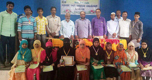 ಸೊರಬ : ಪರೀಕ್ಷೆಯಲ್ಲಿ ಉತ್ತೀರ್ಣರಾದ ವಿದ್ಯಾರ್ಥಿಗಳಿಗೆ ಪ್ರಮಾಣಪತ್ರ ವಿತರಣೆ