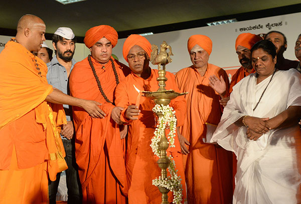 ವಚನ ಸಂಸ್ಕೃತಿ ಉಳಿವಿಗೆ ಲಿಂಗಾಯತ ಧರ್ಮಕ್ಕೆ ಮಾನ್ಯತೆ ಅಗತ್ಯ: ಸಿದ್ದರಾಮೇಶ್ವರ ಸ್ವಾಮೀಜಿ