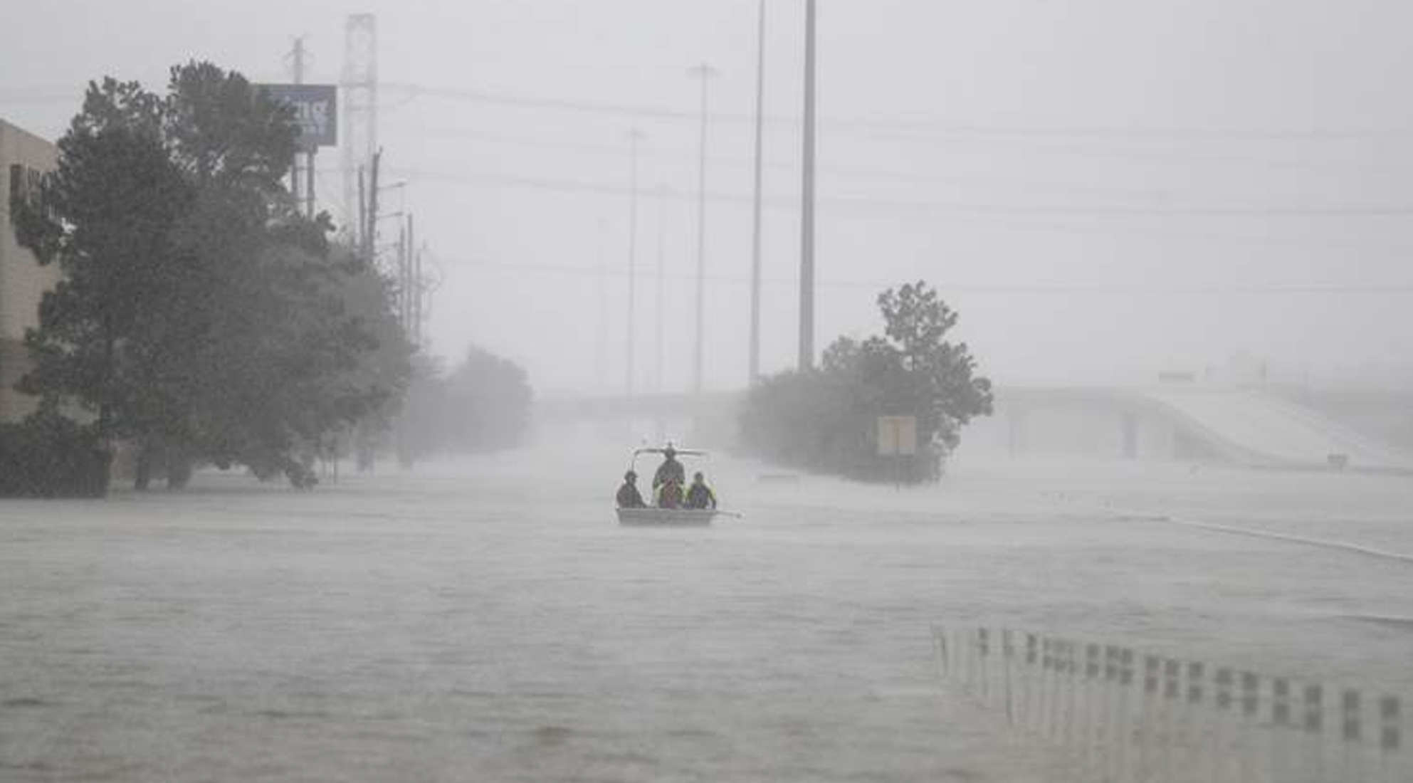 ಇನ್ನೊಮ್ಮೆ ಅಪ್ಪಳಿಸಿದ ‘ಹಾರ್ವೆ’; ಭಾರತೀಯ ವಿದ್ಯಾರ್ಥಿ ಸಾವು