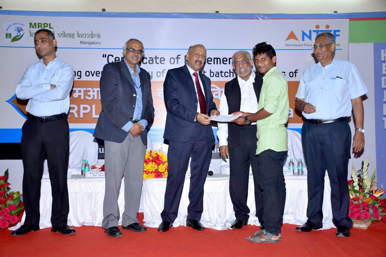 ಉದ್ಯೋಗ ನೇಮಕಾತಿ ಪತ್ರ ಹಸ್ತಾಂತರ ಕಾರ್ಯಕ್ರಮ