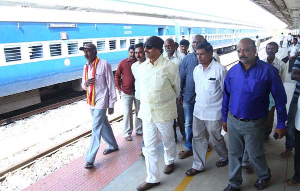 ರೈಲ್ವೆ ಯೋಜನೆಗಳ ಅನುಷ್ಠಾನಕ್ಕೆ ಆಗ್ರಹಿಸಿ ಆ.13 ರಂದು ಧರಣಿ
