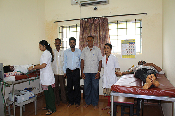 ಕರ್ನಾಟಕ ಕಟ್ಟಡ ಕಾರ್ಮಿಕ ಸಂಘದಿಂದ ರಕ್ತದಾನ, ಮಾಹಿತಿ ಶಿಬಿರ