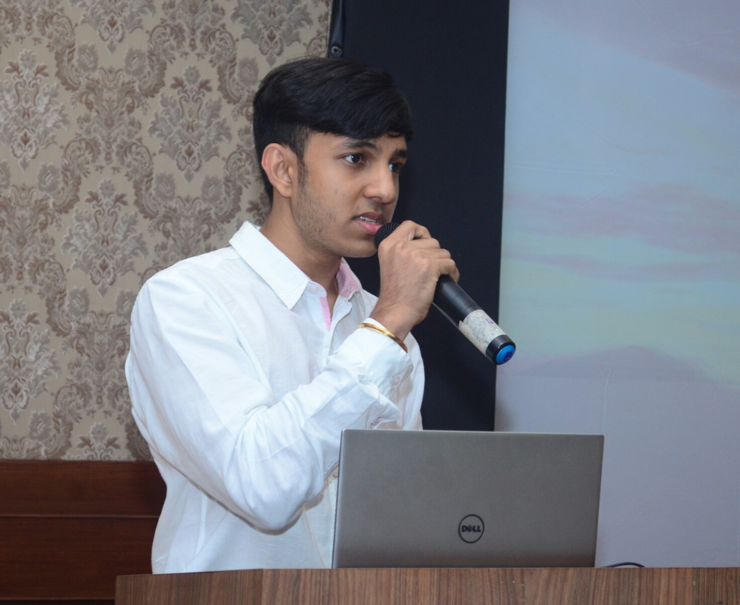 ವೈದ್ಯಕೀಯ ಶಿಕ್ಷಣದಲ್ಲಿ ಸ್ಟಿರಿಯೊ ಸ್ಕೋಪಿಕ್ ತಂತ್ರಜ್ಞಾನದ ಬಳಕೆ: ಮಾಸ್ಟರ್ ಕಿಶನ್‌