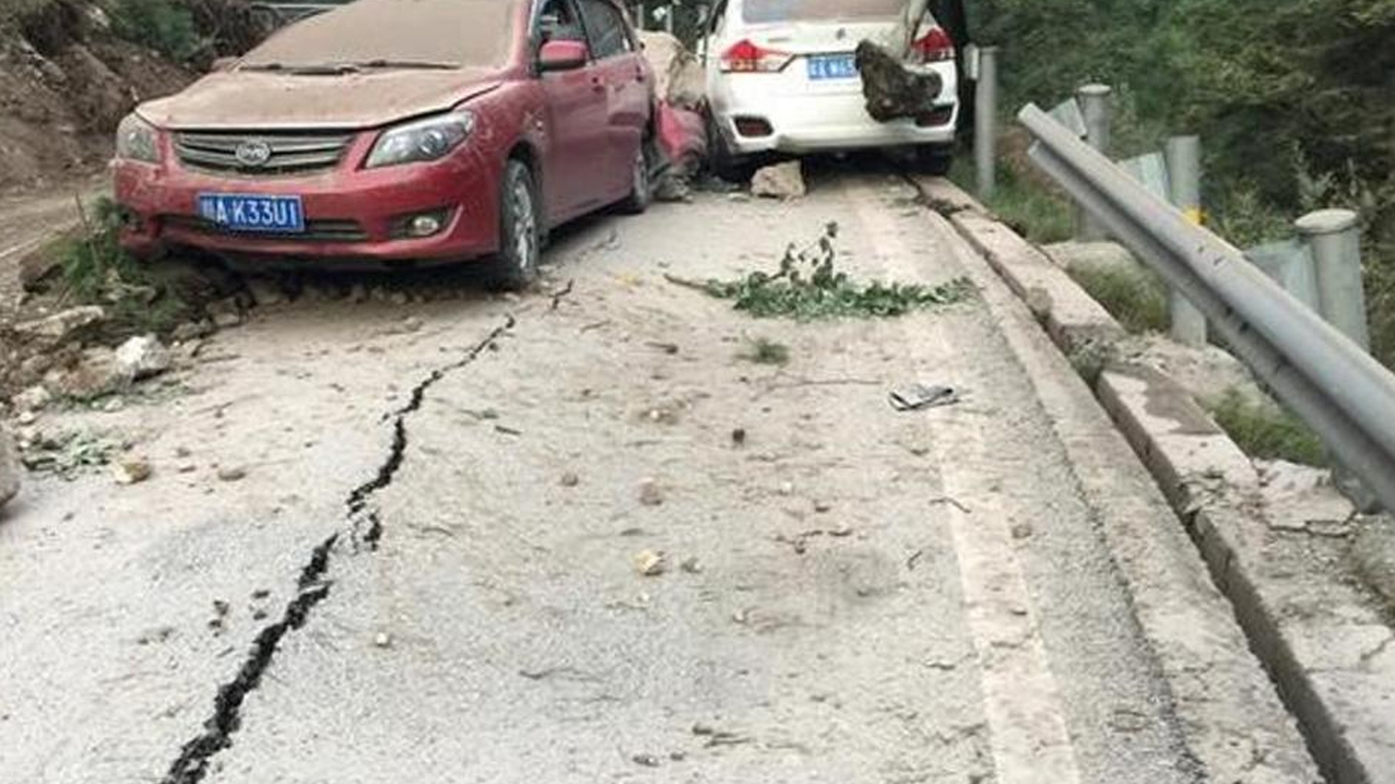 ಚೀನಾ ಭೂಕಂಪ: 19 ಸಾವು; 247ಕ್ಕೂ ಅಧಿಕ ಮಂದಿಗೆ ಗಾಯ