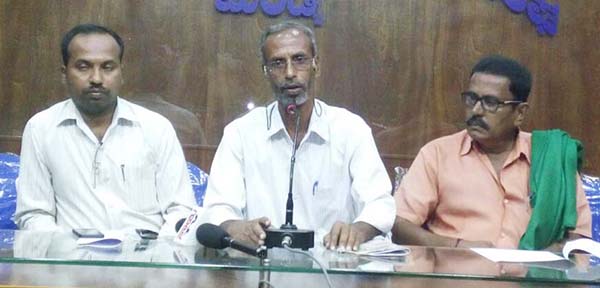 ಕೋಮುವಾದಿಗಳು ಗೌರಿ ಹತ್ಯೆ ತನಿಖೆಯ ದಿಕ್ಕು ತಪ್ಪಿಸಲು ಹೊರಟಿದ್ದಾರೆ: ಉಜ್ಜನಿಗೌಡ