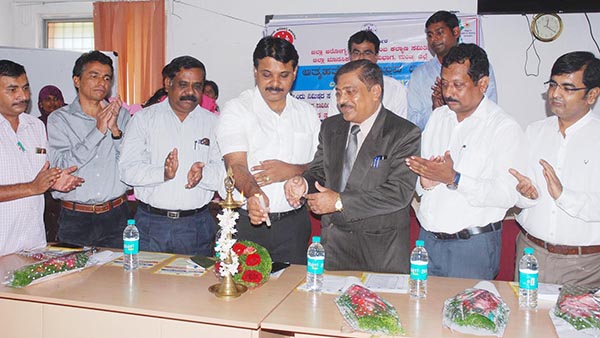 ಆತ್ಮಹತ್ಯೆಗೆ ವಿಭಕ್ತ ಕುಟುಂಬವೂ ಕಾರಣ: ಬಿ.ಶರತ್